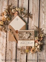 95 custom invitations and accommodation cards//