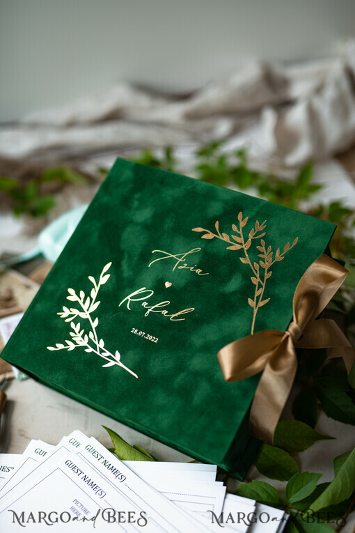 Księgi wpisów gości Instax pamiątkowa księga gości weselnych w pudełku, weselena księga wpisów gości zielona ze złotym, welurowa księga wpisów w pudełku, szmaragdowy i zlota okładka 